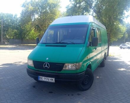 Зеленый Мерседес Sprinter, объемом двигателя 0 л и пробегом 10 тыс. км за 6000 $, фото 1 на Automoto.ua