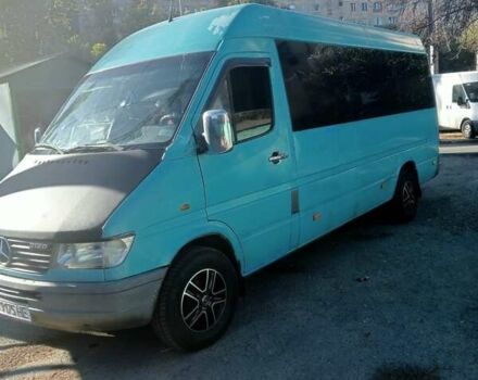Зеленый Мерседес Sprinter, объемом двигателя 3 л и пробегом 3 тыс. км за 4500 $, фото 1 на Automoto.ua