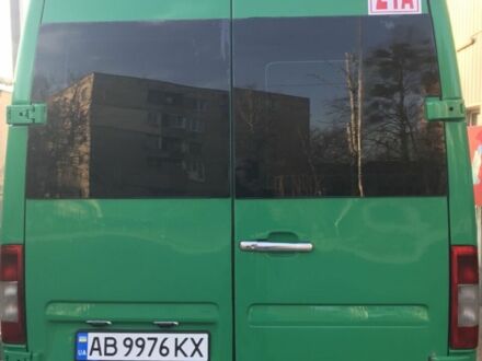 Зелений Мерседес Sprinter, об'ємом двигуна 2.87 л та пробігом 500 тис. км за 9000 $, фото 1 на Automoto.ua