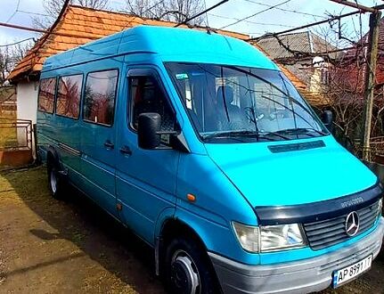 Мерседес Sprinter 1999 в Виноградове на Automoto.ua Зеленый Мерседес Sprinter, объемом двигателя 2.9 л и пробегом 665 тыс. км за 6699 $, фото 1 на Automoto.ua