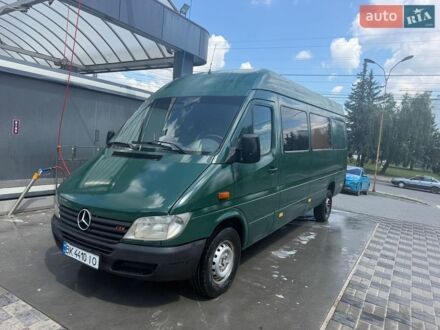 Зелений Мерседес Sprinter, об'ємом двигуна 2.69 л та пробігом 600 тис. км за 7500 $, фото 1 на Automoto.ua