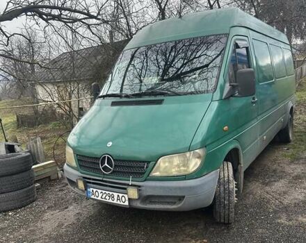 Зеленый Мерседес Sprinter, объемом двигателя 2.2 л и пробегом 600 тыс. км за 6000 $, фото 1 на Automoto.ua