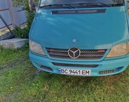 Зеленый Мерседес Sprinter, объемом двигателя 2.7 л и пробегом 287 тыс. км за 6000 $, фото 1 на Automoto.ua