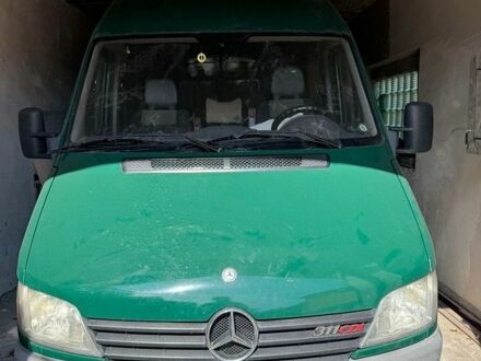 Зеленый Мерседес Sprinter, объемом двигателя 2.15 л и пробегом 5 тыс. км за 9000 $, фото 1 на Automoto.ua
