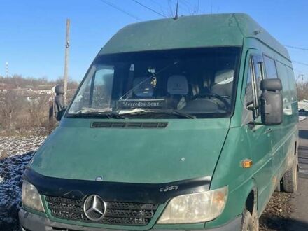 Зелений Мерседес Sprinter, об'ємом двигуна 2.69 л та пробігом 520 тис. км за 16000 $, фото 1 на Automoto.ua