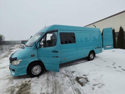 Зелений Мерседес Sprinter, об'ємом двигуна 2.7 л та пробігом 405 тис. км за 10780 $, фото 1 на Automoto.ua