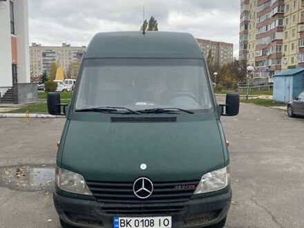 Мерседес Sprinter 2003 у Вараш (Кузнецовськ) на Automoto.ua Зелений Мерседес Sprinter, об'ємом двигуна 2.15 л та пробігом 673 тис. км за 6350 $, фото 1 на Automoto.ua