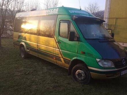 Зелений Мерседес Sprinter, об'ємом двигуна 2.7 л та пробігом 900 тис. км за 6500 $, фото 1 на Automoto.ua