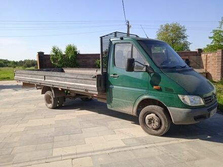 Зелений Мерседес Sprinter, об'ємом двигуна 2.1 л та пробігом 900 тис. км за 10500 $, фото 1 на Automoto.ua