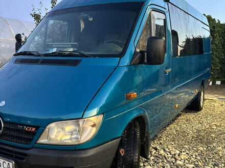 Зелений Мерседес Sprinter, об'ємом двигуна 2.1 л та пробігом 400 тис. км за 11000 $, фото 1 на Automoto.ua