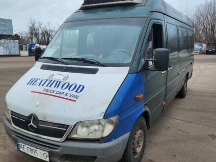 Мерседес Sprinter 2005 в Кривом Роге на Automoto.ua Зеленый Мерседес Sprinter, объемом двигателя 2.15 л и пробегом 1 тыс. км за 3900 $, фото 1 на Automoto.ua