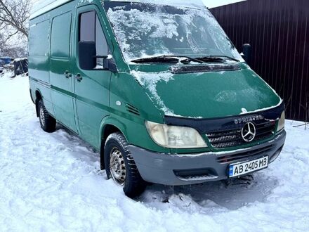 Зелений Мерседес Sprinter, об'ємом двигуна 2.1 л та пробігом 672 тис. км за 9999 $, фото 1 на Automoto.ua