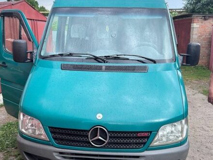 Зеленый Мерседес Sprinter, объемом двигателя 2.7 л и пробегом 360 тыс. км за 8200 $, фото 1 на Automoto.ua