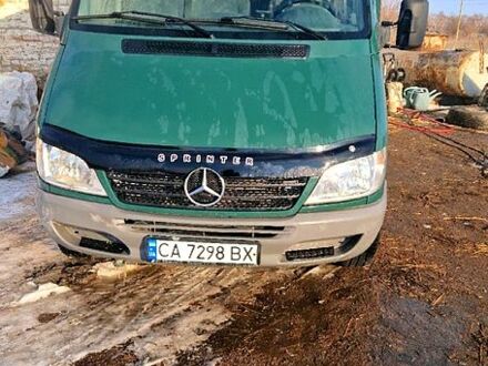 Мерседес Sprinter 2005 в Черкассах на Automoto.ua Зеленый Мерседес Sprinter, объемом двигателя 2.1 л и пробегом 370 тыс. км за 9000 $, фото 1 на Automoto.ua
