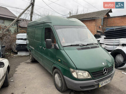 Зелений Мерседес Sprinter, об'ємом двигуна 2.15 л та пробігом 286 тис. км за 3500 $, фото 1 на Automoto.ua