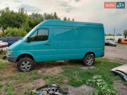 Зелений Мерседес Sprinter, об'ємом двигуна 2.15 л та пробігом 100 тис. км за 17000 $, фото 1 на Automoto.ua