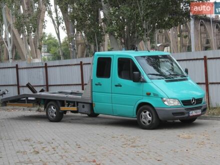 Зеленый Мерседес Sprinter, объемом двигателя 2.69 л и пробегом 477 тыс. км за 16500 $, фото 1 на Automoto.ua