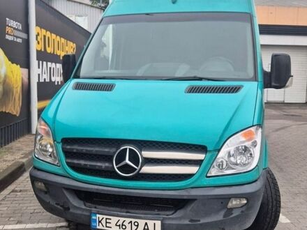 Зелений Мерседес Sprinter, об'ємом двигуна 2.1 л та пробігом 520 тис. км за 9300 $, фото 1 на Automoto.ua