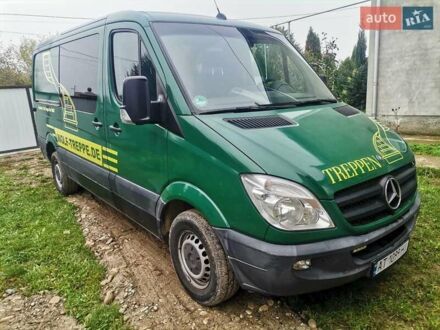 Мерседес Sprinter 2010 в Черновцах на Automoto.ua Зеленый Мерседес Sprinter, объемом двигателя 3 л и пробегом 450 тыс. км за 13700 $, фото 1 на Automoto.ua