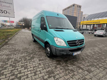 Зеленый Мерседес Sprinter, объемом двигателя 2.14 л и пробегом 209 тыс. км за 14000 $, фото 1 на Automoto.ua