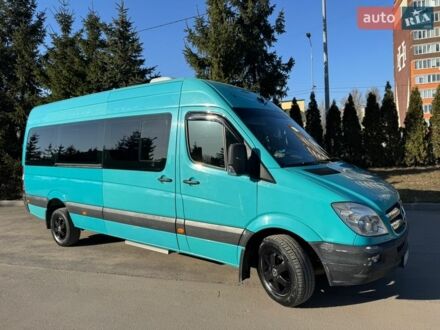 Зеленый Мерседес Sprinter, объемом двигателя 2.2 л и пробегом 612 тыс. км за 20500 $, фото 1 на Automoto.ua