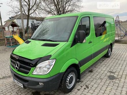 Зеленый Мерседес Sprinter, объемом двигателя 2.1 л и пробегом 255 тыс. км за 15000 $, фото 1 на Automoto.ua