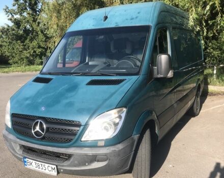 Зеленый Мерседес Sprinter, объемом двигателя 2.14 л и пробегом 583 тыс. км за 10800 $, фото 1 на Automoto.ua