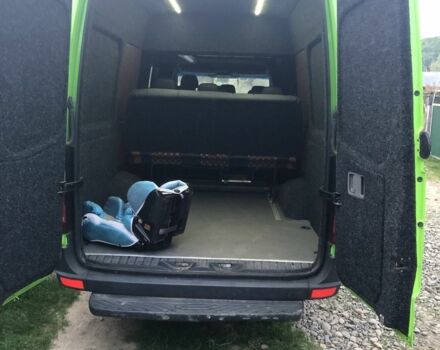 Зеленый Мерседес Sprinter, объемом двигателя 2.1 л и пробегом 424 тыс. км за 23000 $, фото 1 на Automoto.ua