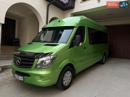 Зелений Мерседес Sprinter, об'ємом двигуна 2.99 л та пробігом 590 тис. км за 31000 $, фото 1 на Automoto.ua