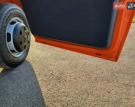 Помаранчевий Мерседес Sprinter, об'ємом двигуна 2.7 л та пробігом 293 тис. км за 25400 $, фото 28 на Automoto.ua