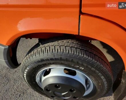 Помаранчевий Мерседес Sprinter, об'ємом двигуна 2.7 л та пробігом 293 тис. км за 25400 $, фото 3 на Automoto.ua