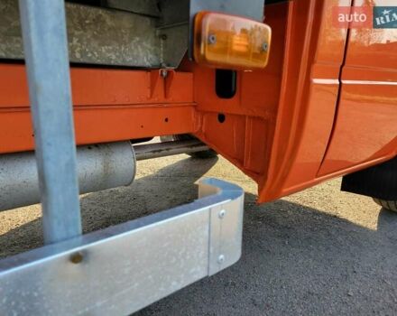 Помаранчевий Мерседес Sprinter, об'ємом двигуна 2.7 л та пробігом 293 тис. км за 25400 $, фото 26 на Automoto.ua