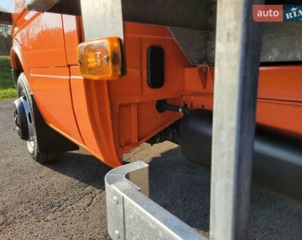 Помаранчевий Мерседес Sprinter, об'ємом двигуна 2.7 л та пробігом 293 тис. км за 25400 $, фото 22 на Automoto.ua