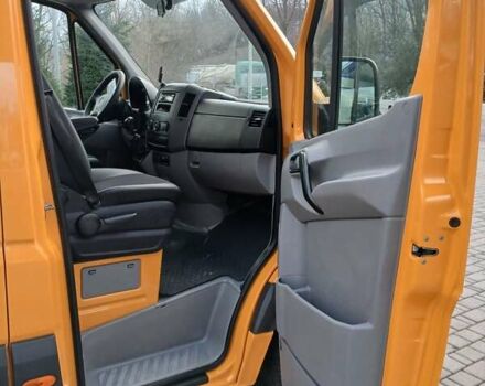 Помаранчевий Мерседес Sprinter, об'ємом двигуна 2.2 л та пробігом 264 тис. км за 18999 $, фото 23 на Automoto.ua