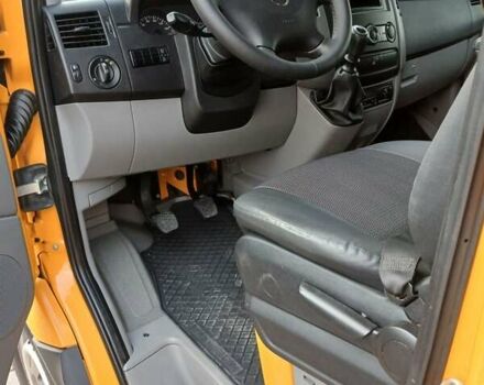 Помаранчевий Мерседес Sprinter, об'ємом двигуна 2.2 л та пробігом 264 тис. км за 18999 $, фото 16 на Automoto.ua