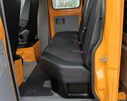 Помаранчевий Мерседес Sprinter, об'ємом двигуна 2.2 л та пробігом 264 тис. км за 18999 $, фото 11 на Automoto.ua
