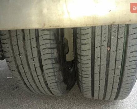 Помаранчевий Мерседес Sprinter, об'ємом двигуна 2.69 л та пробігом 132 тис. км за 22000 $, фото 4 на Automoto.ua