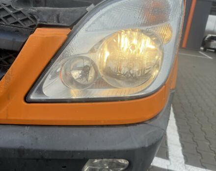 Оранжевый Мерседес Sprinter, объемом двигателя 3.22 л и пробегом 184 тыс. км за 30000 $, фото 6 на Automoto.ua