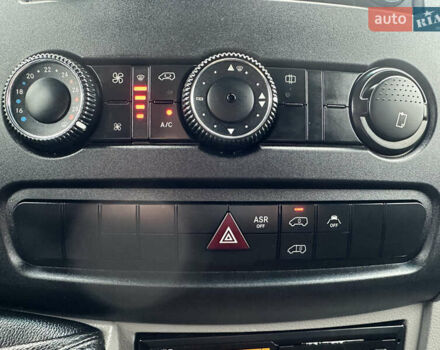 Помаранчевий Мерседес Sprinter, об'ємом двигуна 3 л та пробігом 342 тис. км за 34000 $, фото 15 на Automoto.ua