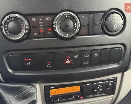 Помаранчевий Мерседес Sprinter, об'ємом двигуна 2.2 л та пробігом 242 тис. км за 28000 $, фото 17 на Automoto.ua