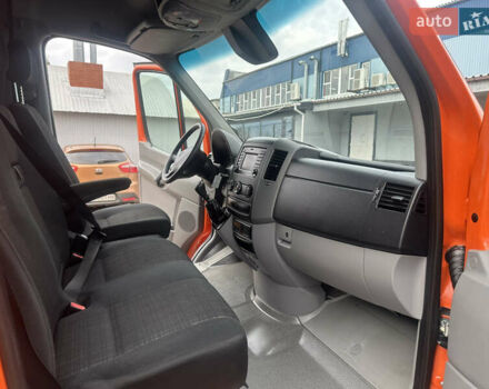 Помаранчевий Мерседес Sprinter, об'ємом двигуна 3 л та пробігом 342 тис. км за 34000 $, фото 13 на Automoto.ua