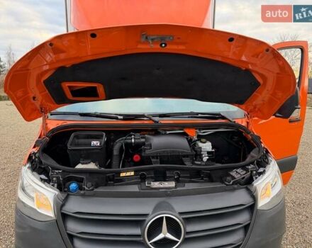 Помаранчевий Мерседес Sprinter, об'ємом двигуна 2.2 л та пробігом 264 тис. км за 26000 $, фото 31 на Automoto.ua