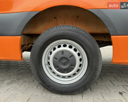 Помаранчевий Мерседес Sprinter, об'ємом двигуна 0 л та пробігом 224 тис. км за 25900 $, фото 34 на Automoto.ua