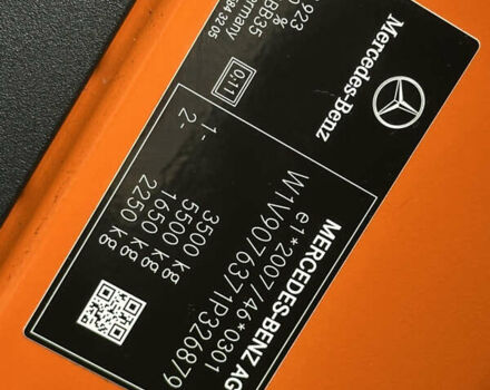 Помаранчевий Мерседес Sprinter, об'ємом двигуна 0 л та пробігом 224 тис. км за 25900 $, фото 3 на Automoto.ua