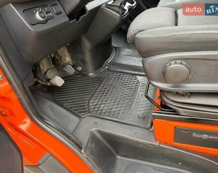 Помаранчевий Мерседес Sprinter, об'ємом двигуна 2.2 л та пробігом 264 тис. км за 26000 $, фото 20 на Automoto.ua