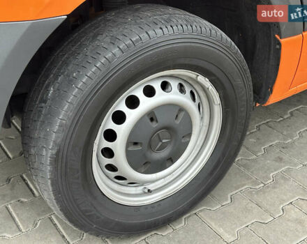 Помаранчевий Мерседес Sprinter, об'ємом двигуна 0 л та пробігом 224 тис. км за 25900 $, фото 32 на Automoto.ua