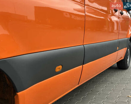 Помаранчевий Мерседес Sprinter, об'ємом двигуна 0 л та пробігом 224 тис. км за 25900 $, фото 42 на Automoto.ua