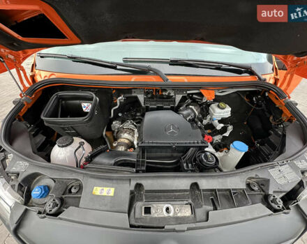 Помаранчевий Мерседес Sprinter, об'ємом двигуна 0 л та пробігом 224 тис. км за 25900 $, фото 70 на Automoto.ua