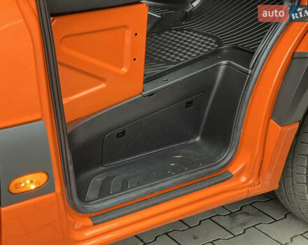 Помаранчевий Мерседес Sprinter, об'ємом двигуна 2 л та пробігом 289 тис. км за 29300 $, фото 146 на Automoto.ua