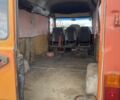 Оранжевый Мерседес Sprinter, объемом двигателя 2.9 л и пробегом 800 тыс. км за 1500 $, фото 2 на Automoto.ua